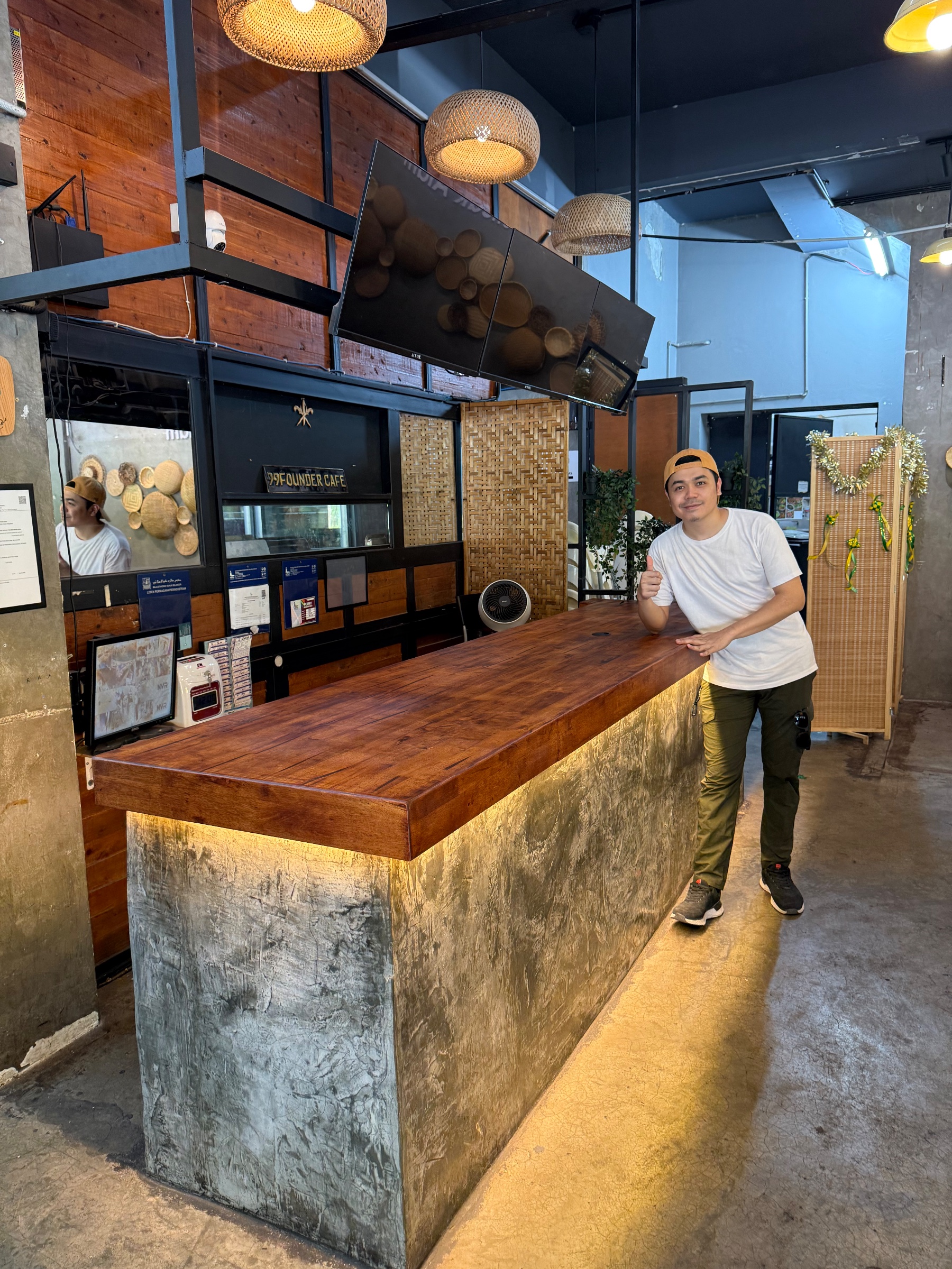 Founder 99 – Rubberwood Countertops (2 Outlets), Commercial / office, Puncak Alam completed project, photo 1