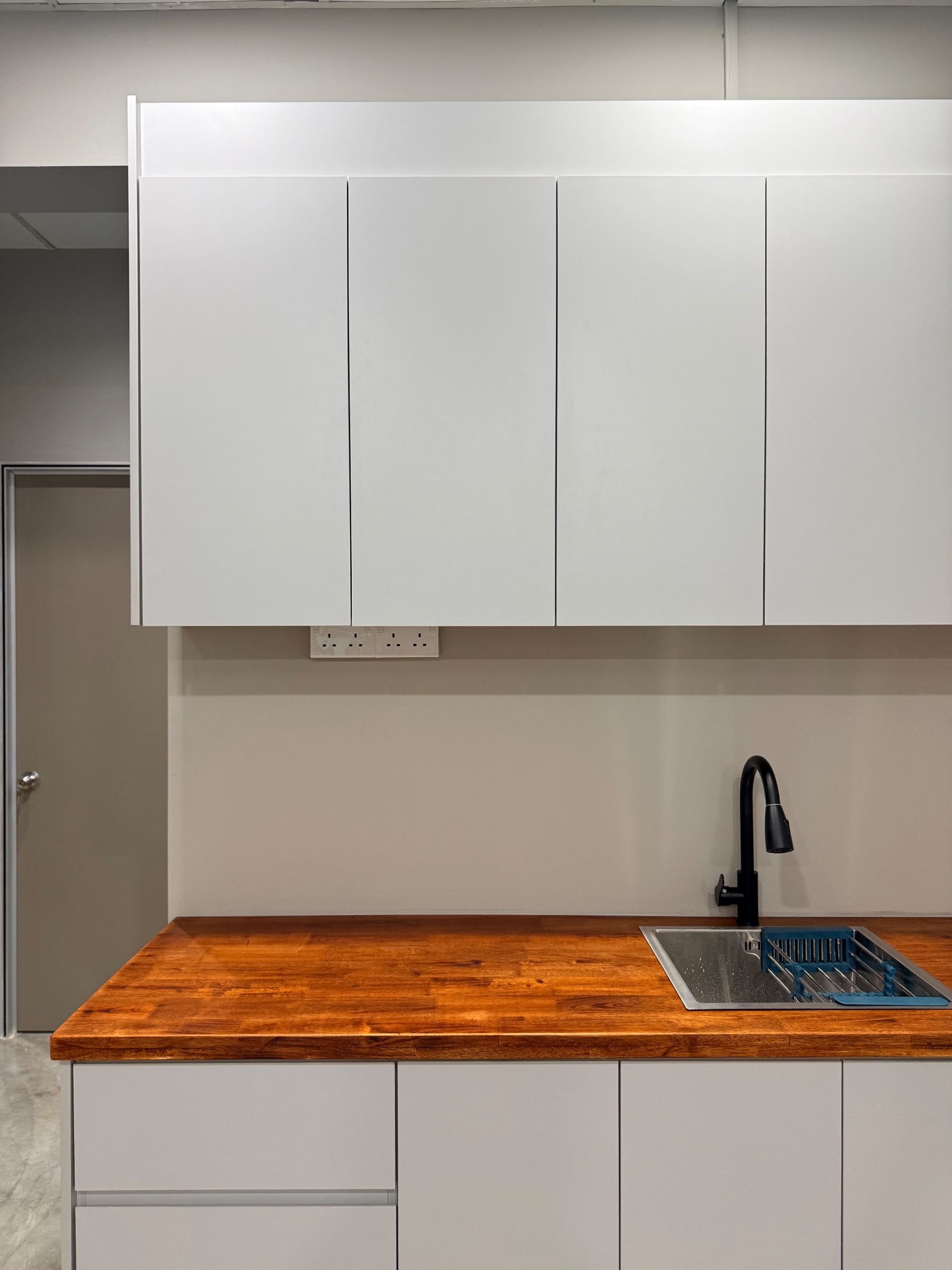 Hillpark - Modern Office Pantry Cabinet, Commercial / office, Puncak Alam completed project, photo 7