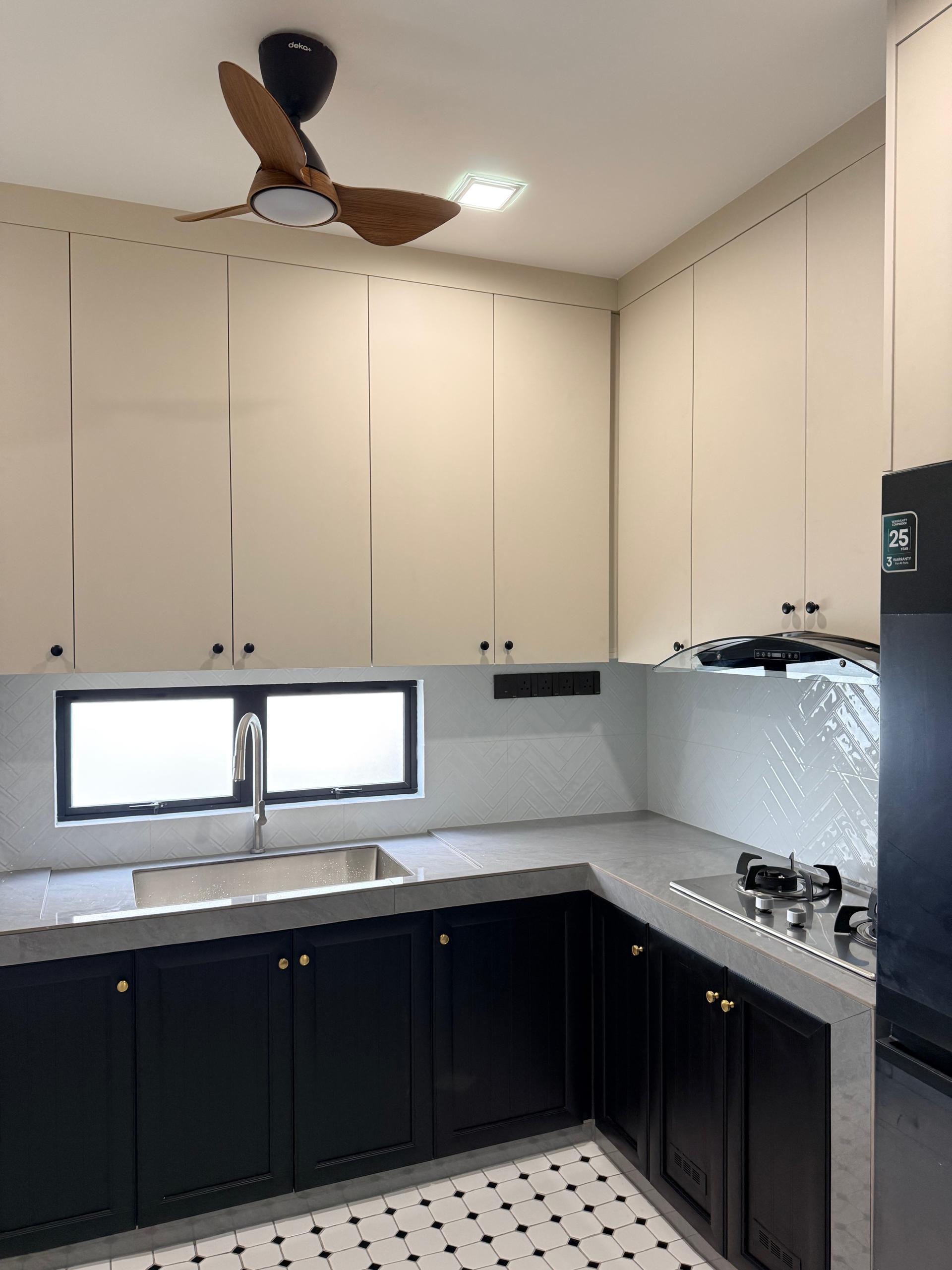 Lautan Samudera - Modern Kitchen Cabinet, Kitchen Cabinetry, Puncak Alam completed project, photo 2