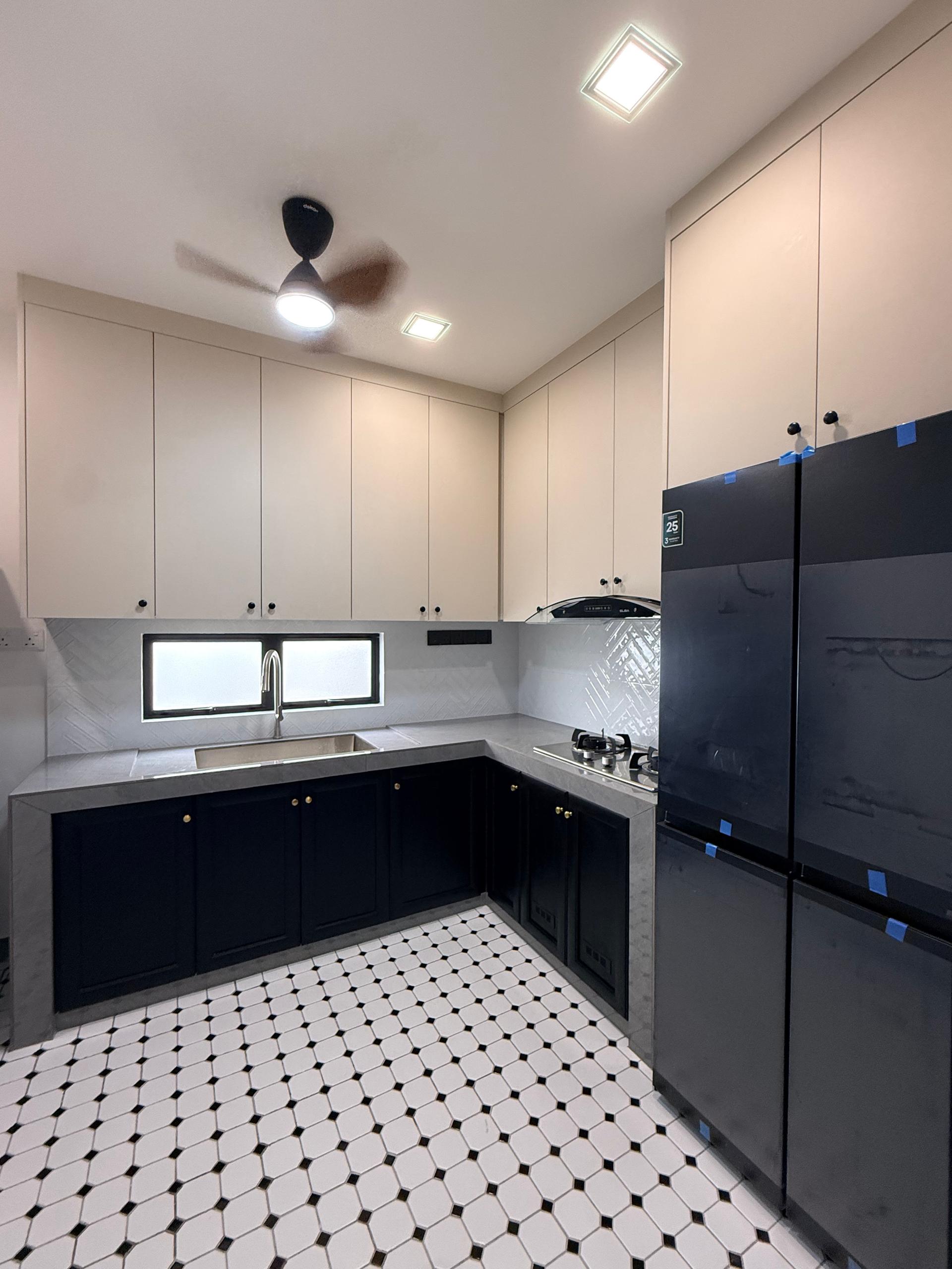 Lautan Samudera - Modern Kitchen Cabinet, Kitchen Cabinetry, Puncak Alam completed project, photo 1